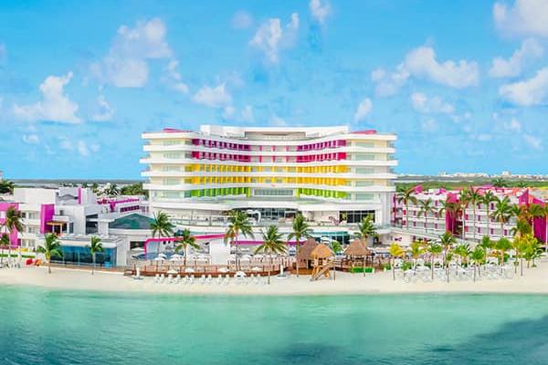 Desconéctate ¡Y escápate a la diversión en Cancún! Temptation Cancun Resort Desconéctate ¡Y escápate a la diversión en Cancún! Temptation Cancun Resort