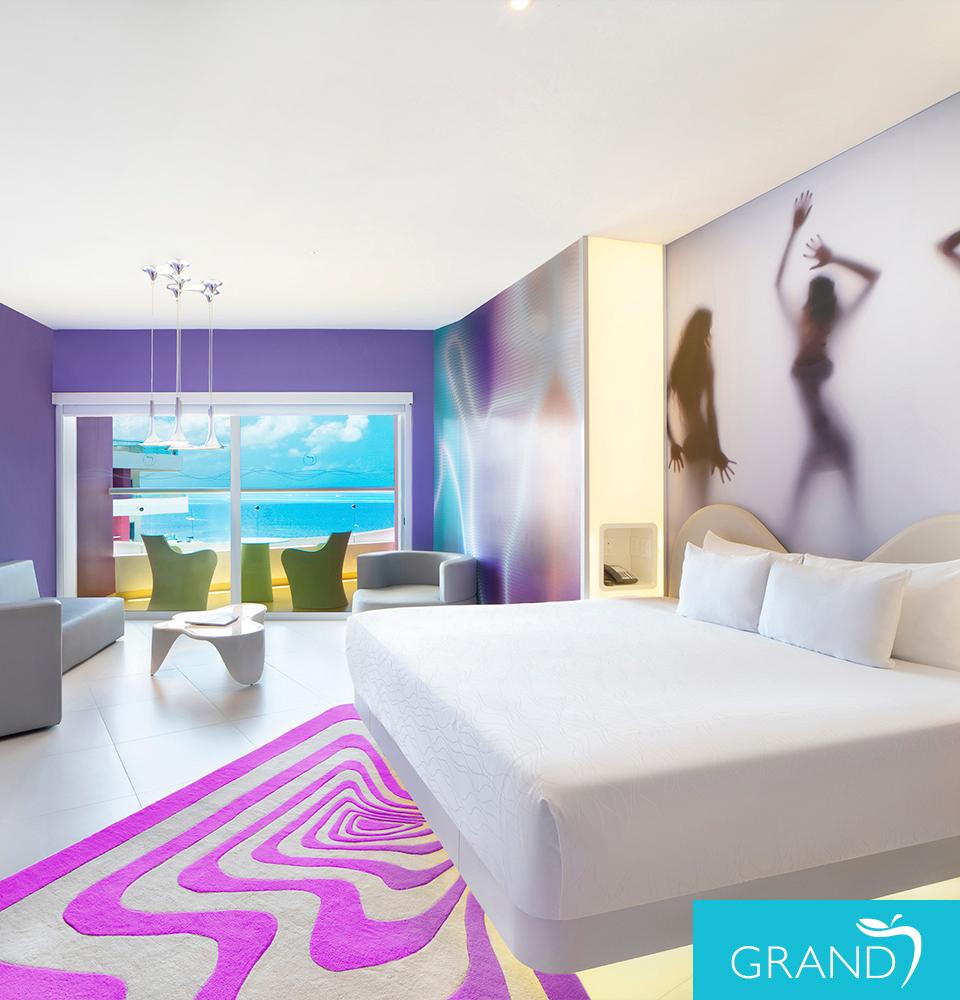 Couple’s Clothing-Optional Deluxe Ocean-View Tower Room Temptation Cancun Resort Cancún Couple’s Clothing-Optional Deluxe Ocean-View Tower Room Temptation Cancun Resort Cancún