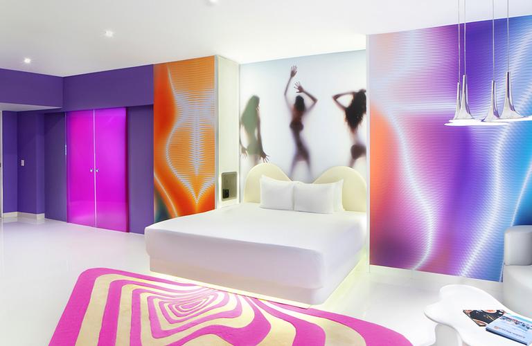 Couple’s Clothing-Optional Oceanfront Jacuzzi Tower Suite Temptation Cancun Resort Cancún Couple’s Clothing-Optional Oceanfront Jacuzzi Tower Suite Temptation Cancun Resort Cancún