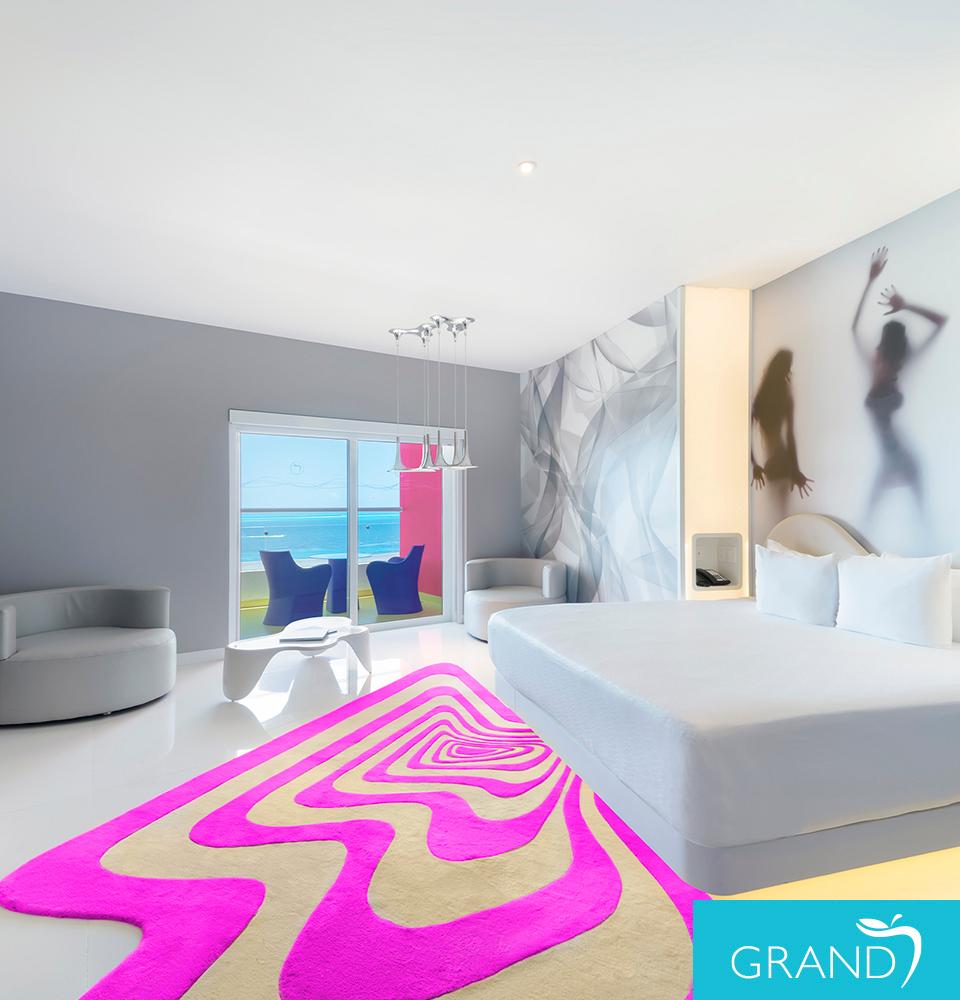 Couple’s Clothing-Optional Oceanfront Jacuzzi Tower Suite Temptation Cancun Resort Cancún Couple’s Clothing-Optional Oceanfront Jacuzzi Tower Suite Temptation Cancun Resort Cancún