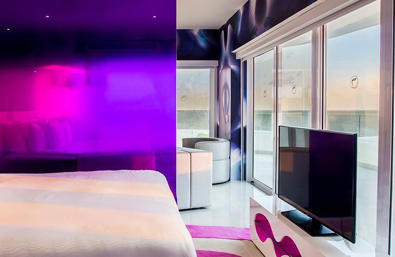 Couple’s Clothing-Optional Oceanfront Tower Master Suite Temptation Cancun Resort Cancún Couple’s Clothing-Optional Oceanfront Tower Master Suite Temptation Cancun Resort Cancún