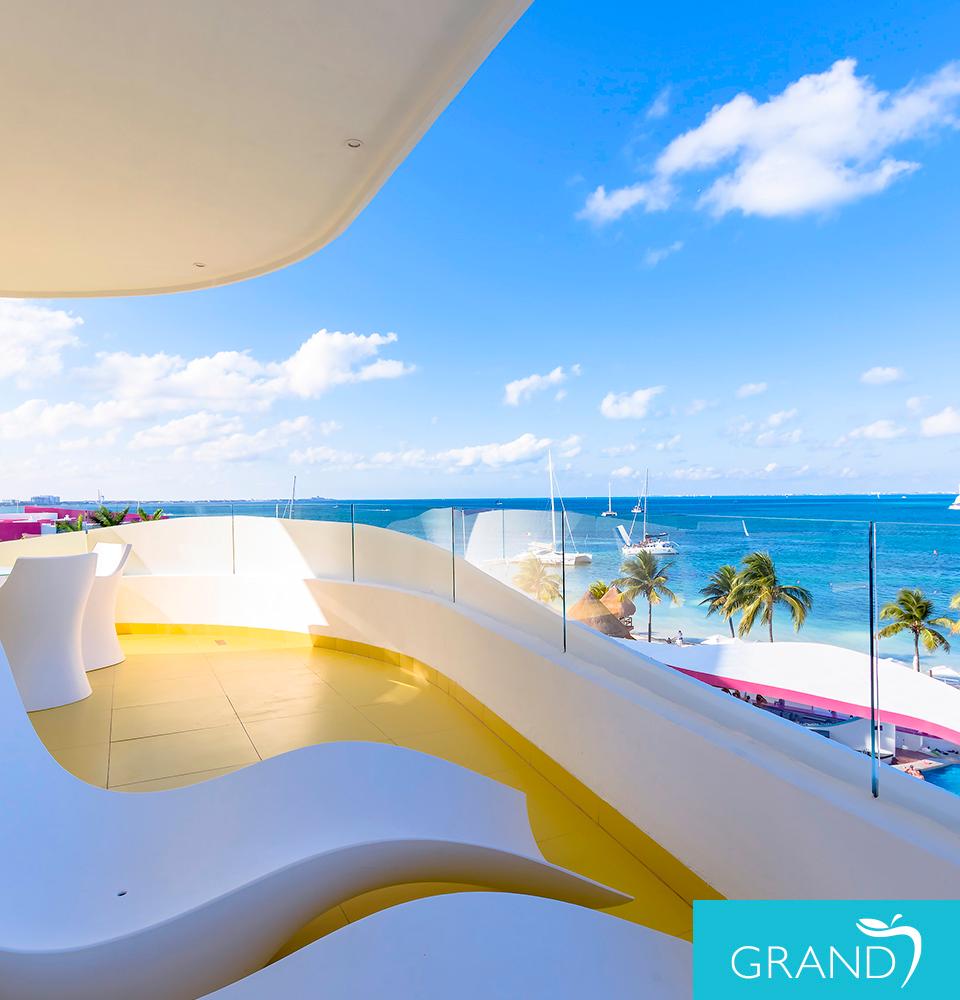 Couple’s Clothing-Optional Oceanfront Tower Master Suite Temptation Cancun Resort Cancún Couple’s Clothing-Optional Oceanfront Tower Master Suite Temptation Cancun Resort Cancún