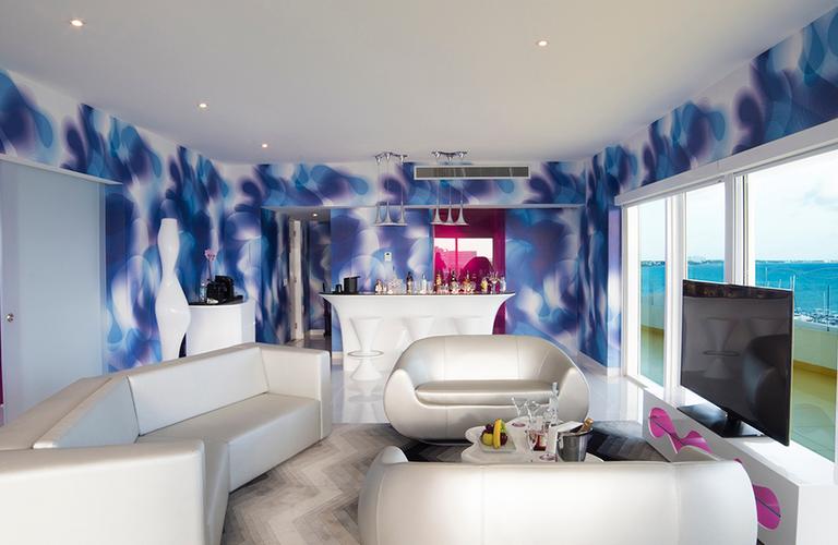 Couple’s Clothing-Optional Oceanfront Tower Penthouse Temptation Cancun Resort Cancún Couple’s Clothing-Optional Oceanfront Tower Penthouse Temptation Cancun Resort Cancún