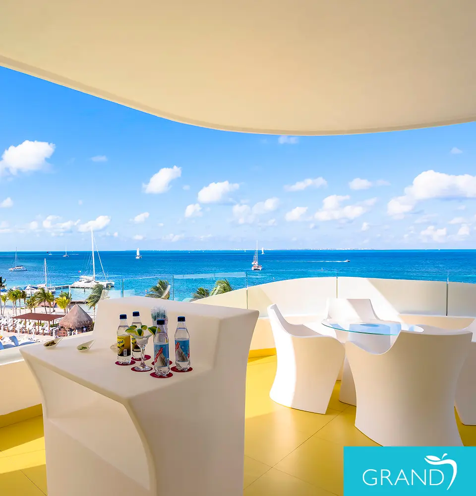 Couple’s Clothing-Optional Oceanfront Tower Penthouse Temptation Cancun Resort Cancún Couple’s Clothing-Optional Oceanfront Tower Penthouse Temptation Cancun Resort Cancún