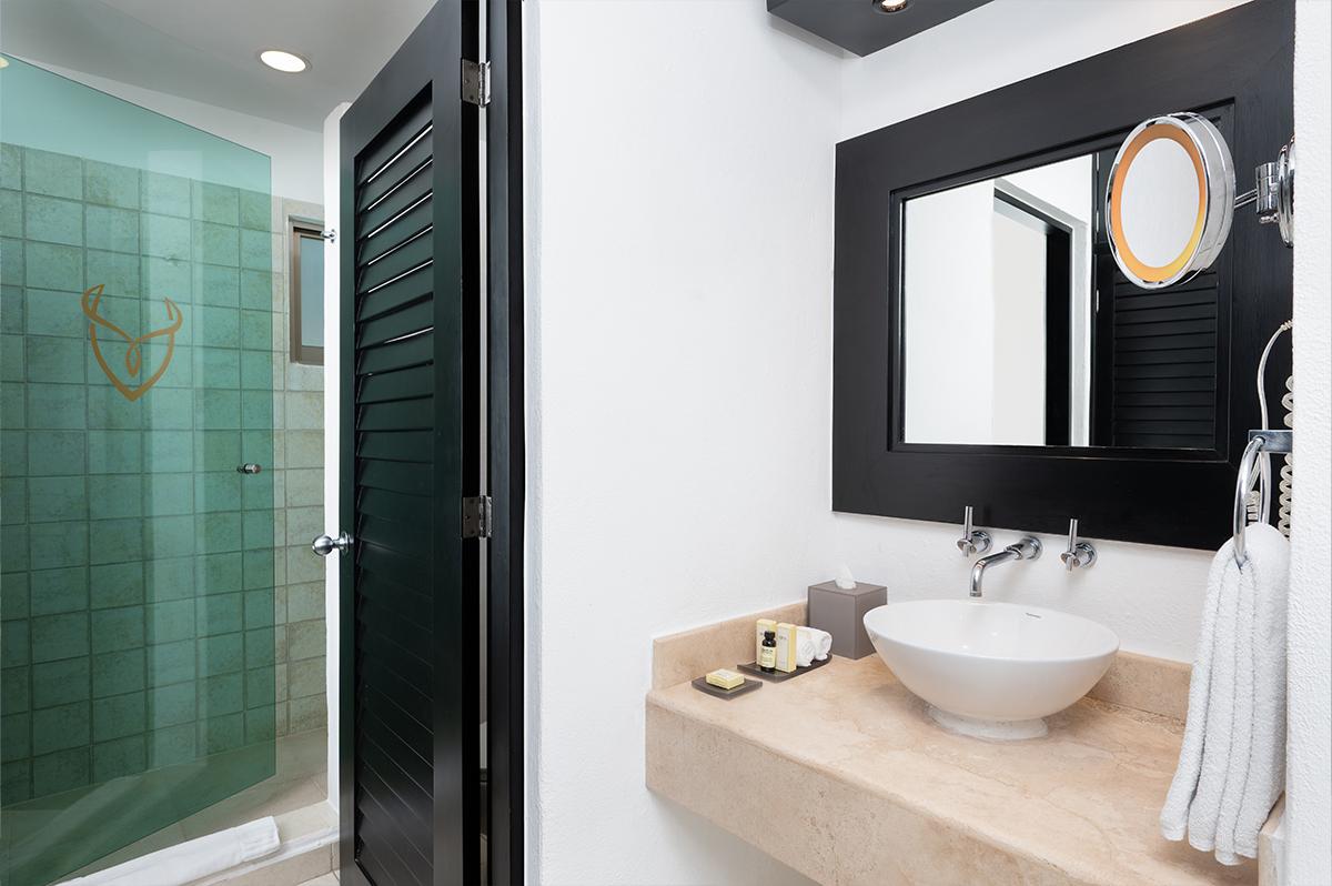 DELUXE ‘RELAX POOL’ VIEW Desire Riviera Maya Resort Puerto Morelos DELUXE ‘RELAX POOL’ VIEW Desire Riviera Maya Resort Puerto Morelos