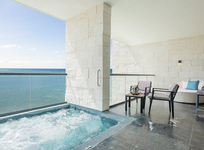 Diamond Ocean-View Jacuzzi Suite Desire Riviera Maya Resort Puerto Morelos Diamond Ocean-View Jacuzzi Suite Desire Riviera Maya Resort Puerto Morelos