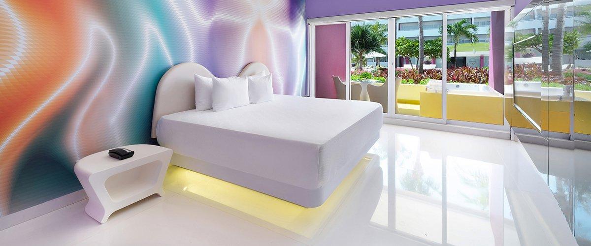 Plush Jacuzzi Room Pool View Temptation Cancun Resort Cancún Plush Jacuzzi Room Pool View Temptation Cancun Resort Cancún