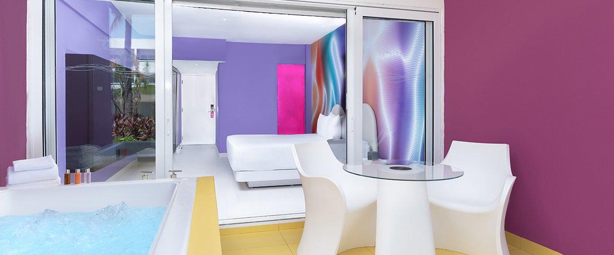 Plush Jacuzzi Room Pool View Temptation Cancun Resort Cancún Plush Jacuzzi Room Pool View Temptation Cancun Resort Cancún