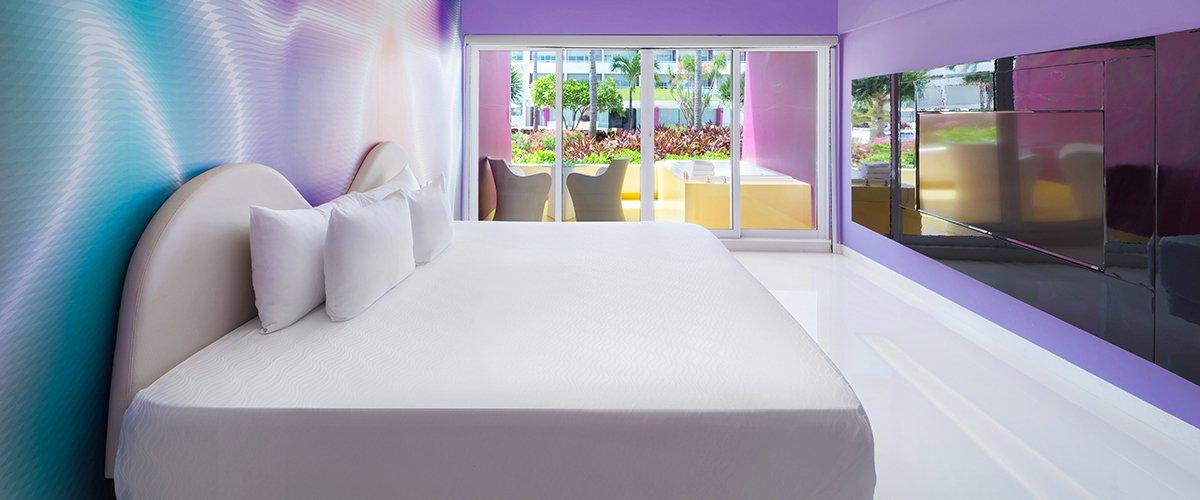 Plush Jacuzzi Room Pool View Temptation Cancun Resort Cancún Plush Jacuzzi Room Pool View Temptation Cancun Resort Cancún