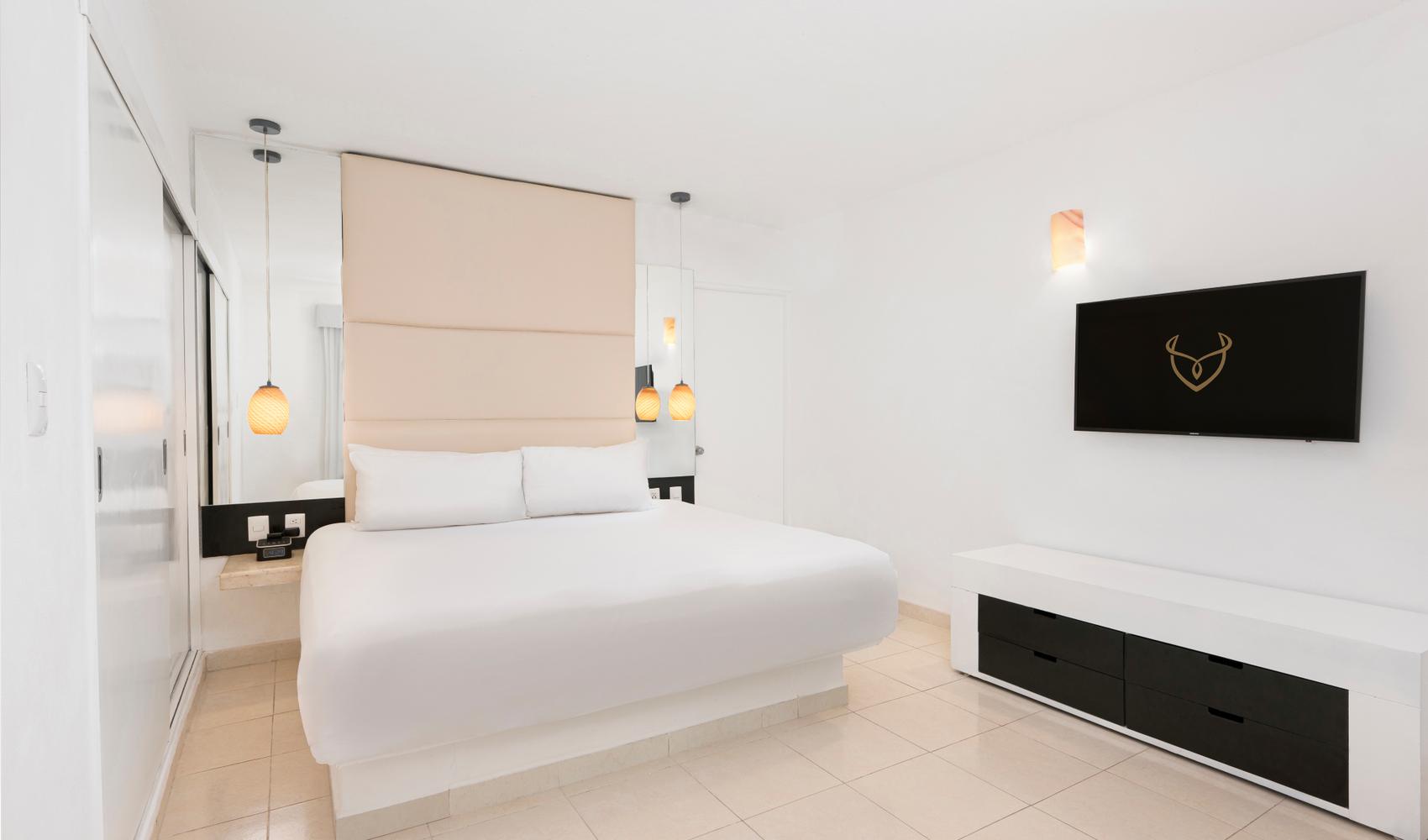 DELUXE ‘RELAX POOL’ VIEW Desire Riviera Maya Resort Puerto Morelos DELUXE ‘RELAX POOL’ VIEW Desire Riviera Maya Resort Puerto Morelos