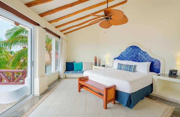 Penthouse passion suite plunge pool  Desire Pearl Riviera Maya Resort Puerto Morelos Penthouse passion suite plunge pool  Desire Pearl Riviera Maya Resort Puerto Morelos